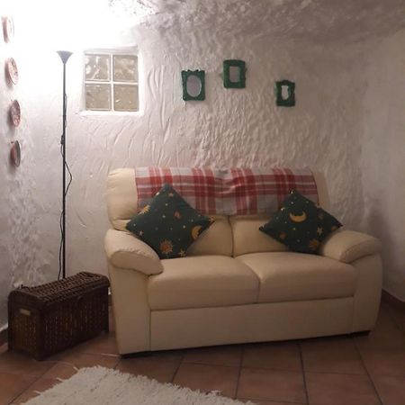The Welcome Cave Freila Exterior foto