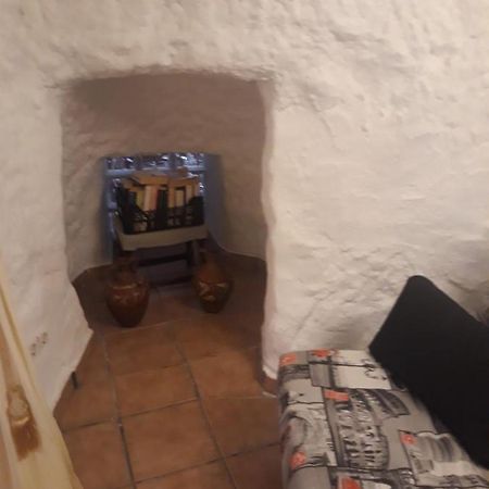 The Welcome Cave Freila Exterior foto