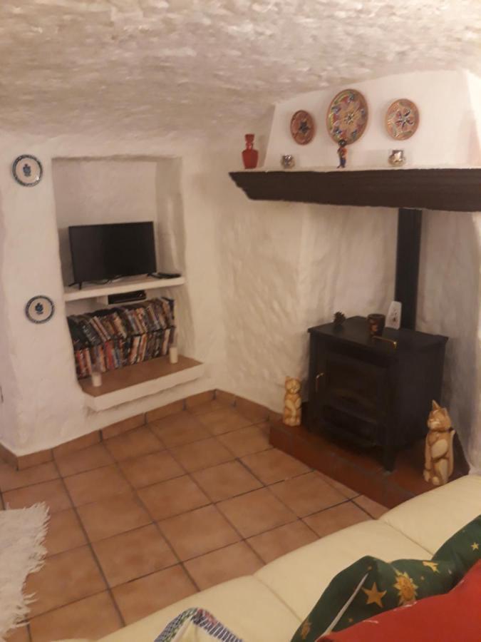 The Welcome Cave Freila Exterior foto