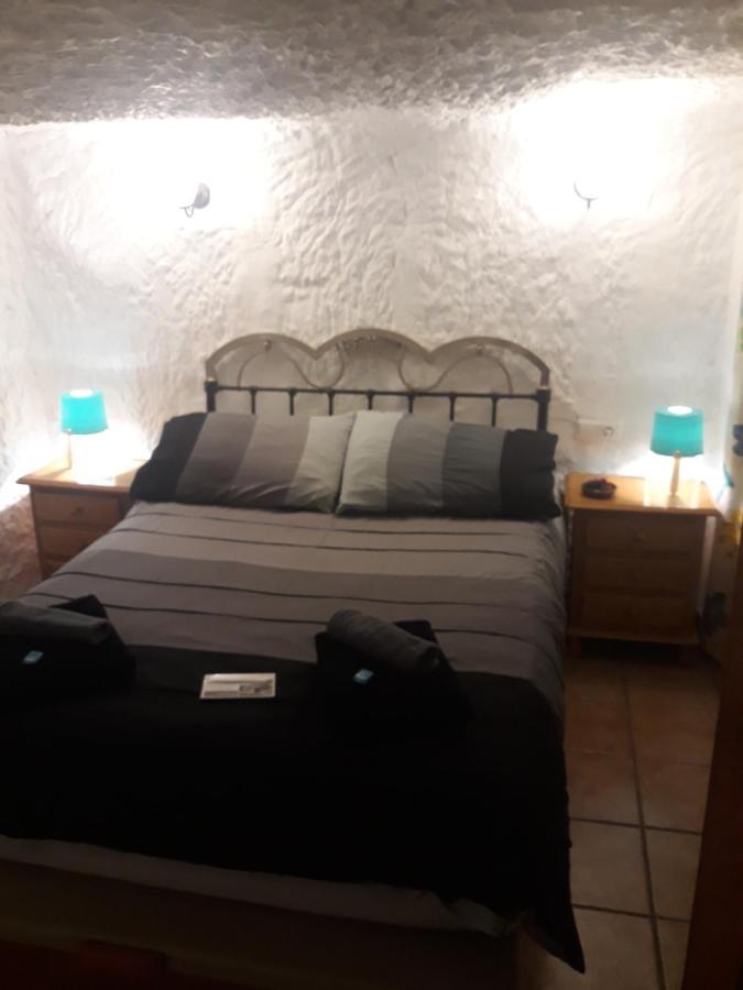 The Welcome Cave Freila Exterior foto